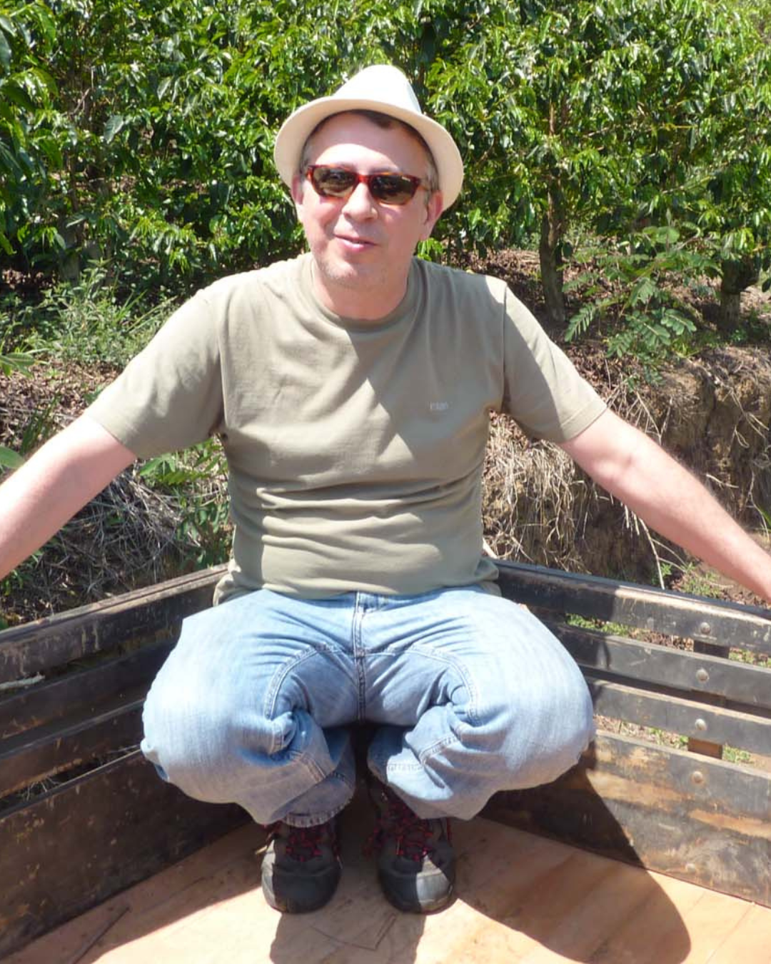 ernesto-menedez-el-salvador